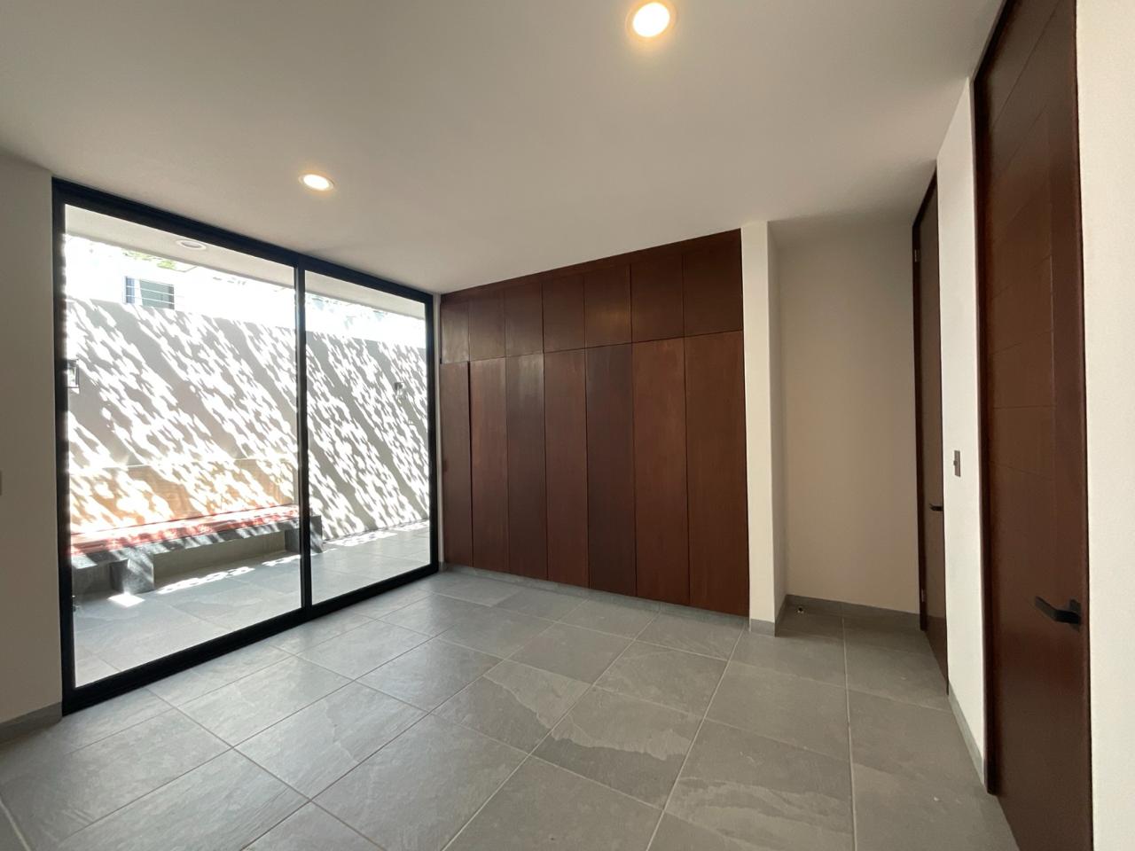 EN VENTA CASA DE 1 PLANTA MODERMA EN MAYORAZGO RESIDENCIAL
